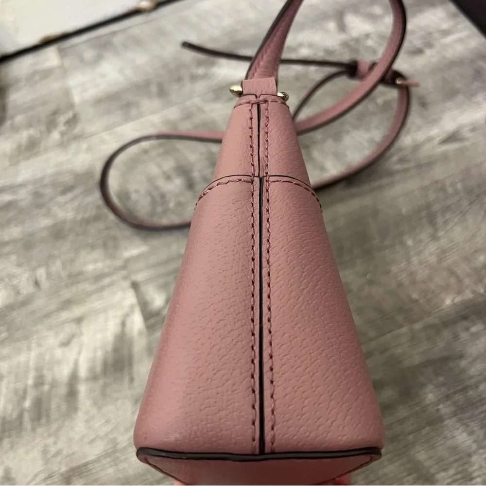 Kate Spade crossbody purse - Picture 5 of 9